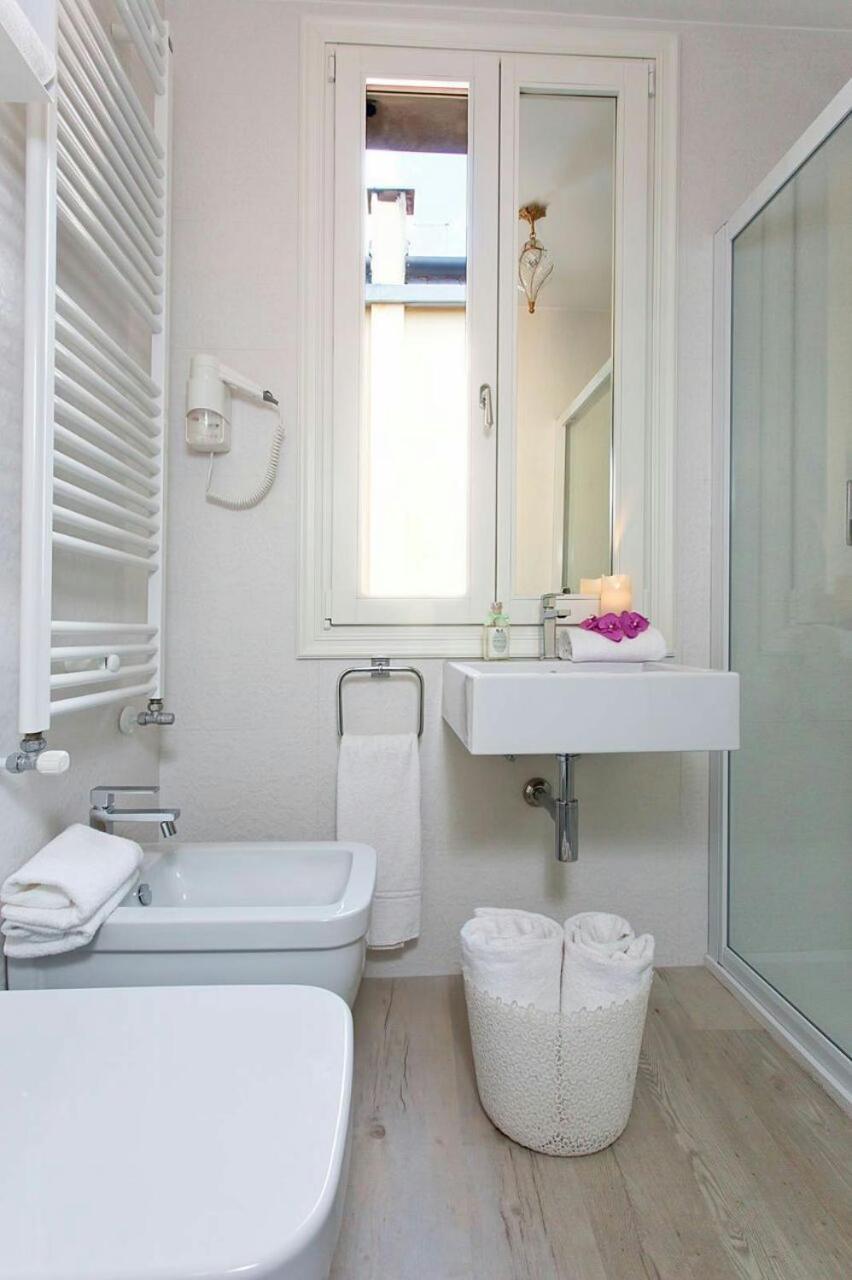 Aquamare, Boutique Frühstückspension 2*